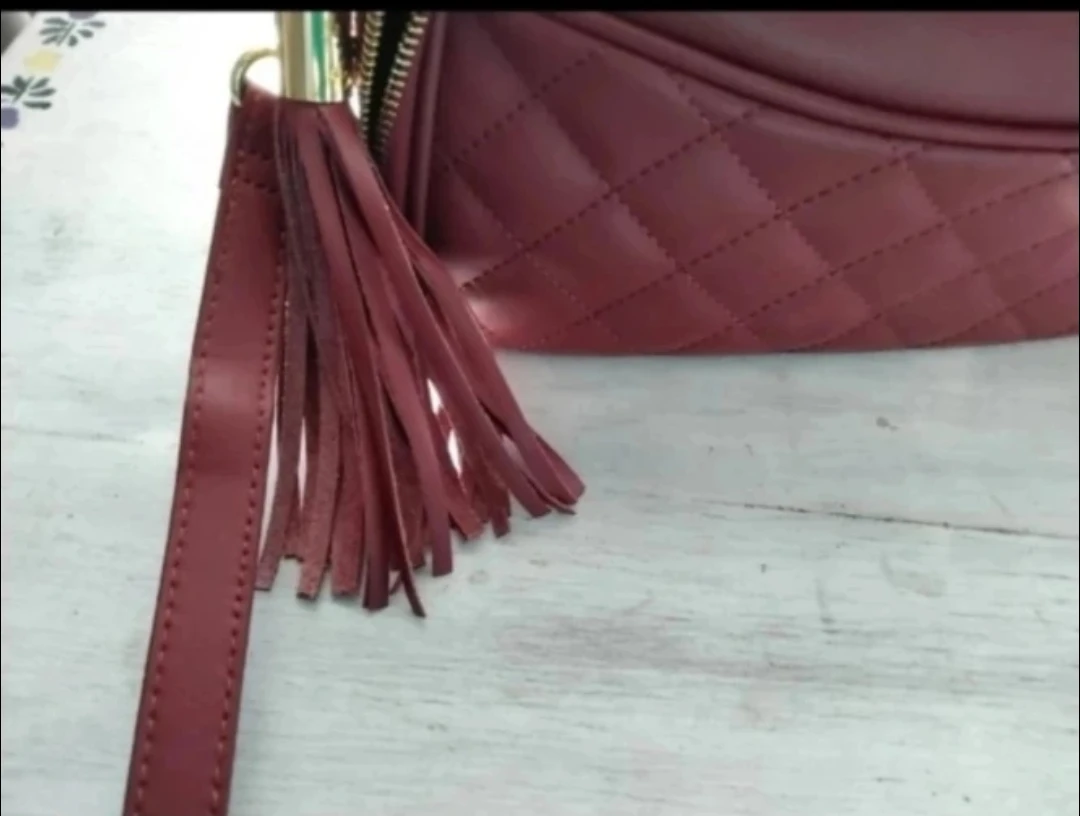 NEW! JOY &  IMAN BURGUNDY LEATHER CROSSBODY BAG - photo 5