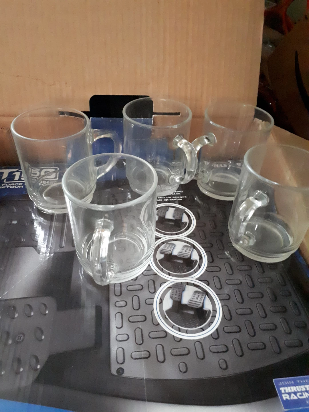 Set of 10 Clear and white Mugs - photo 2