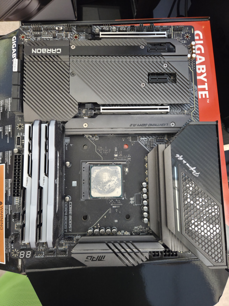 MPG X570S Carbon WIFI6E + 5900X CPU + 64GB Ram + CPU Air cooler