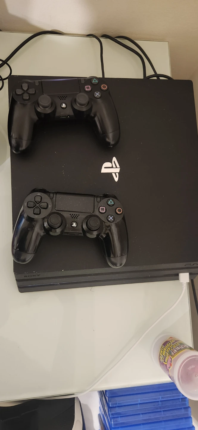 PlayStation 4 (Pro) Games Bundle