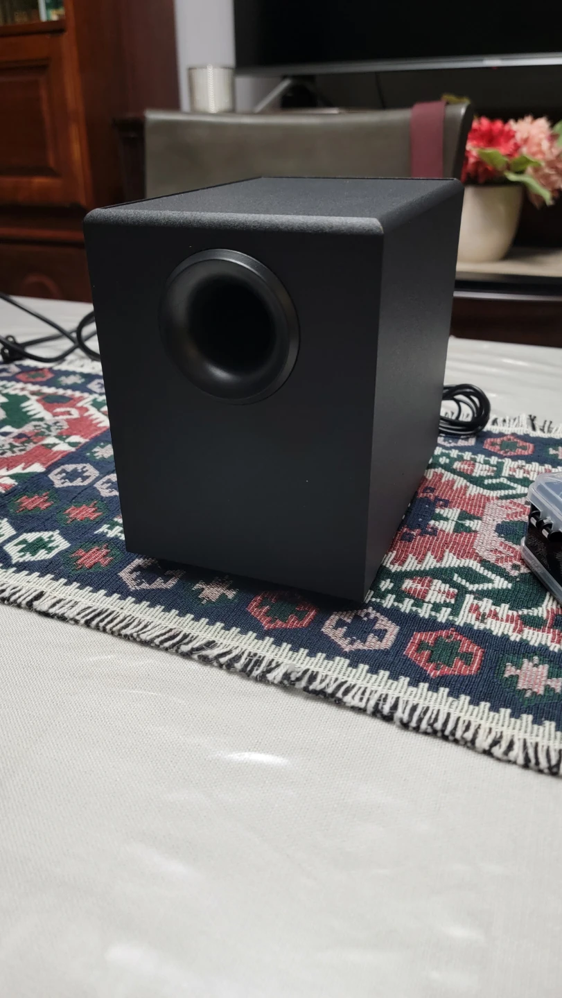 Logitech Gaming Speakers Like New w/ Sub - photo 5