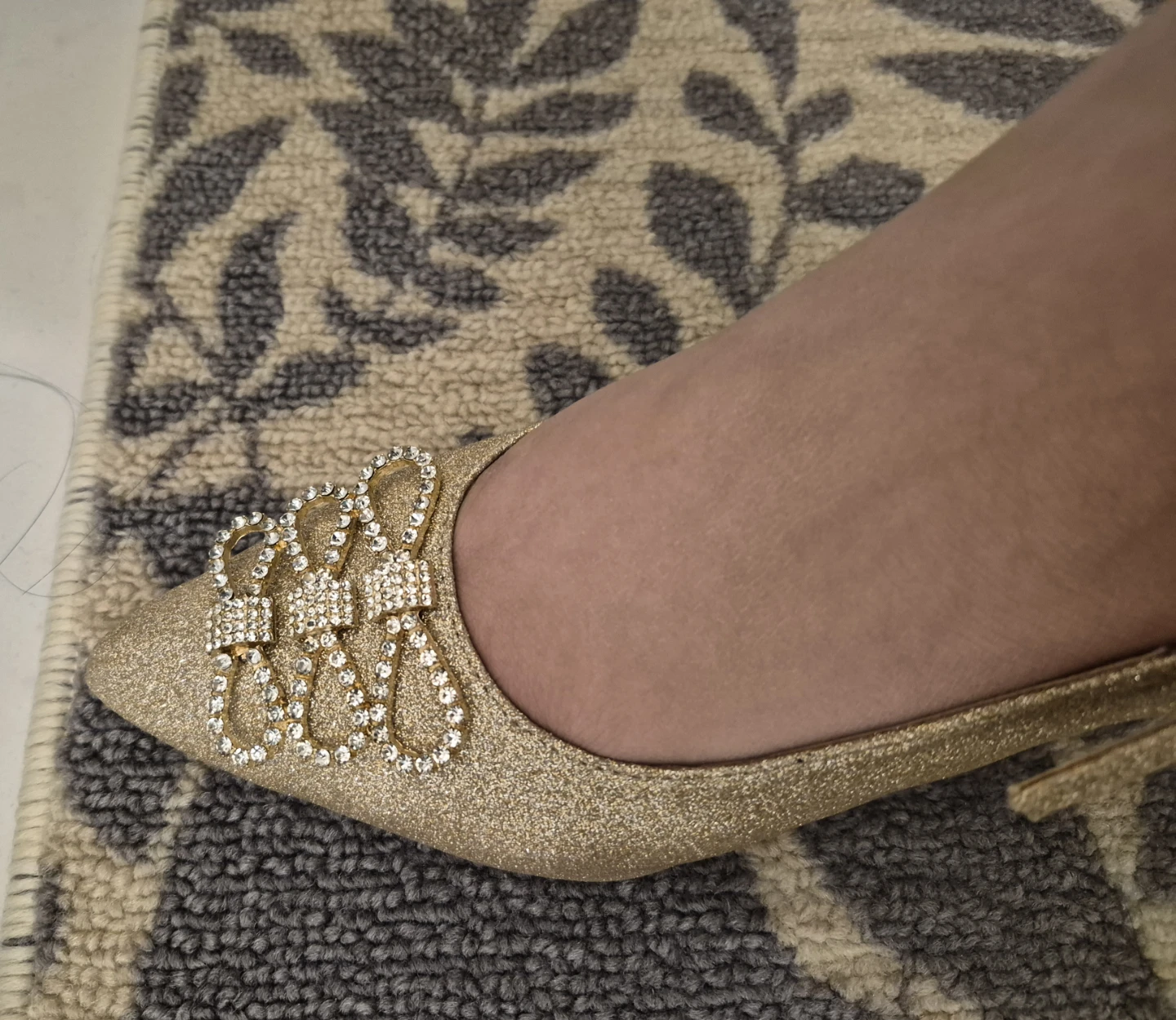 MV Collection Gold Heels - Size 8 - photo 5