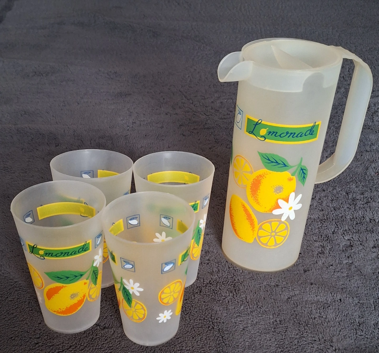 Lemonade Pitcher Set with 4 Glasses🧡
