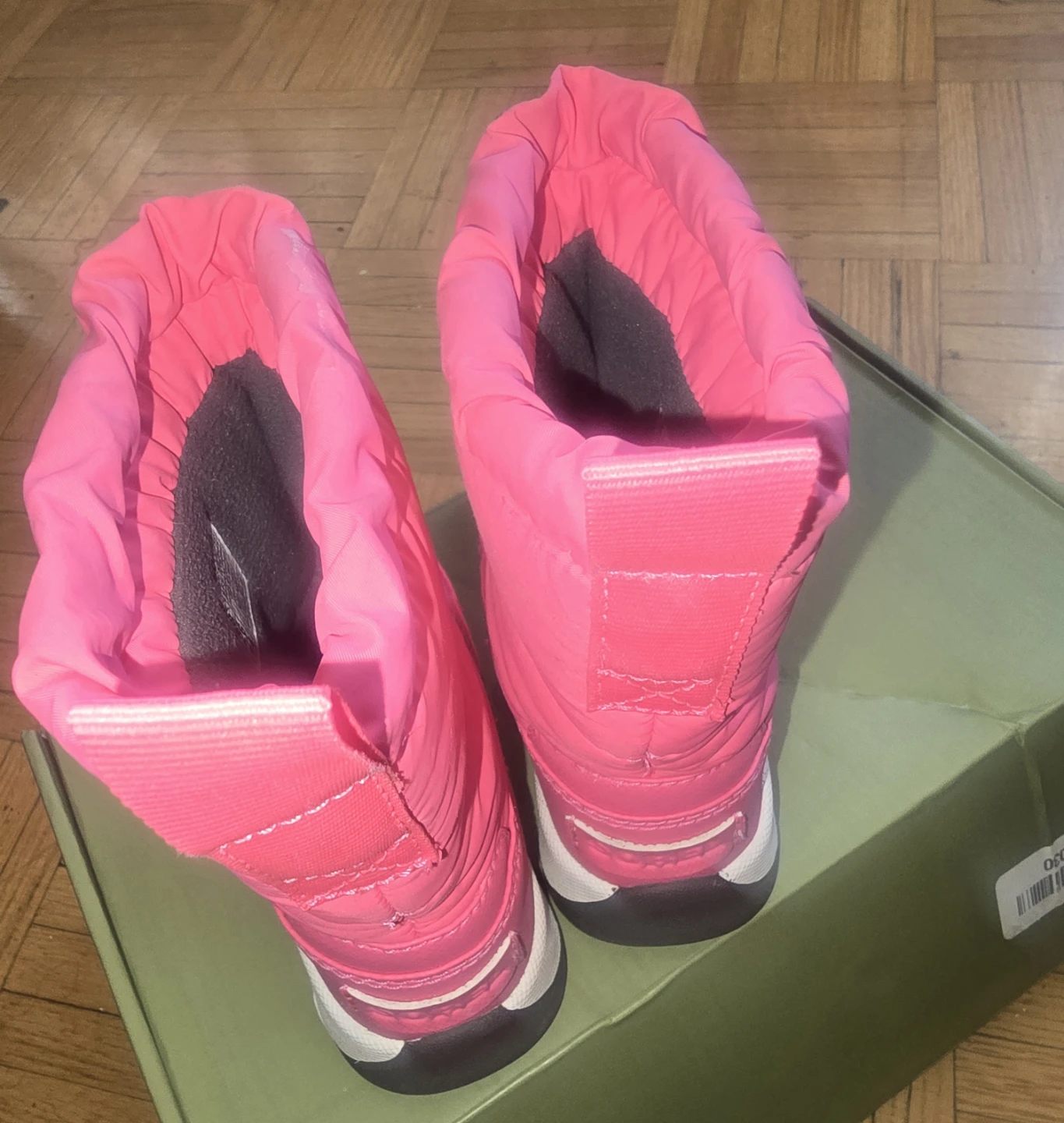 Sorel Pink Puffer Winter Boots size 9 - photo 3