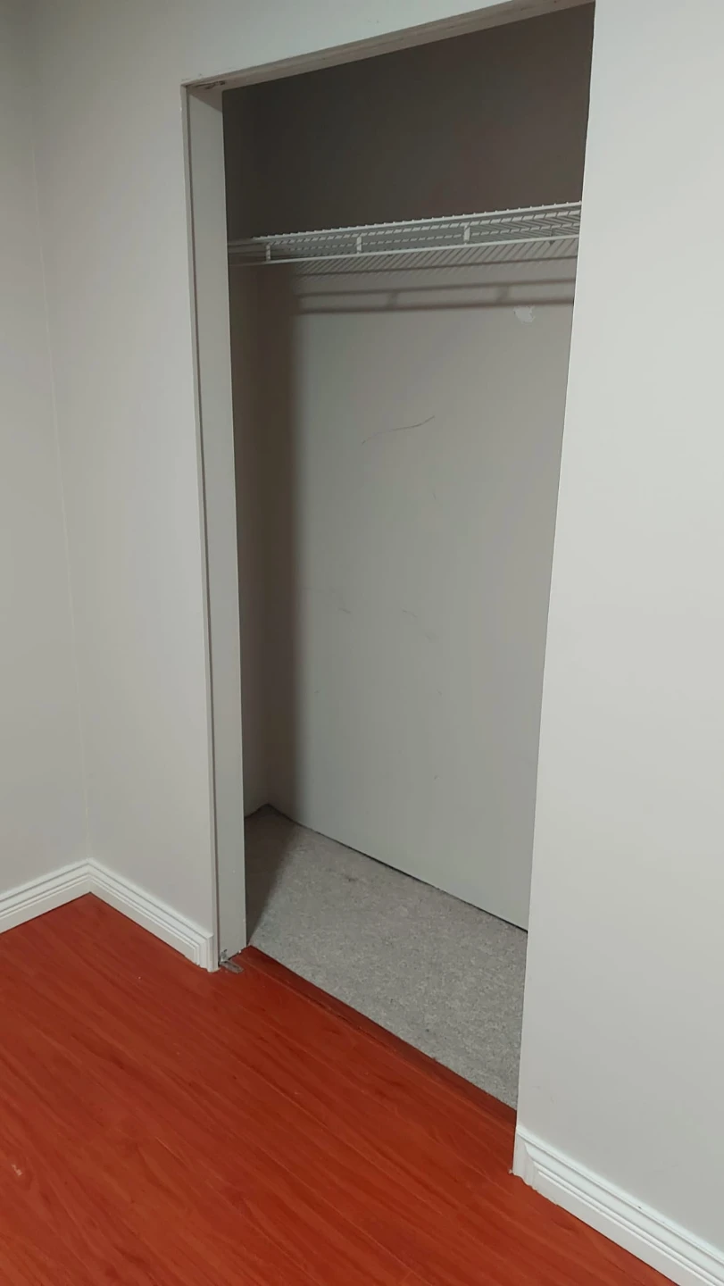 2 Bd above ground basement suite available now - photo 4