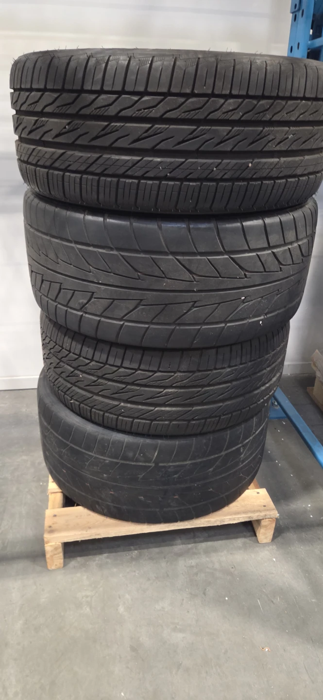 Tires with rims - photo 2
