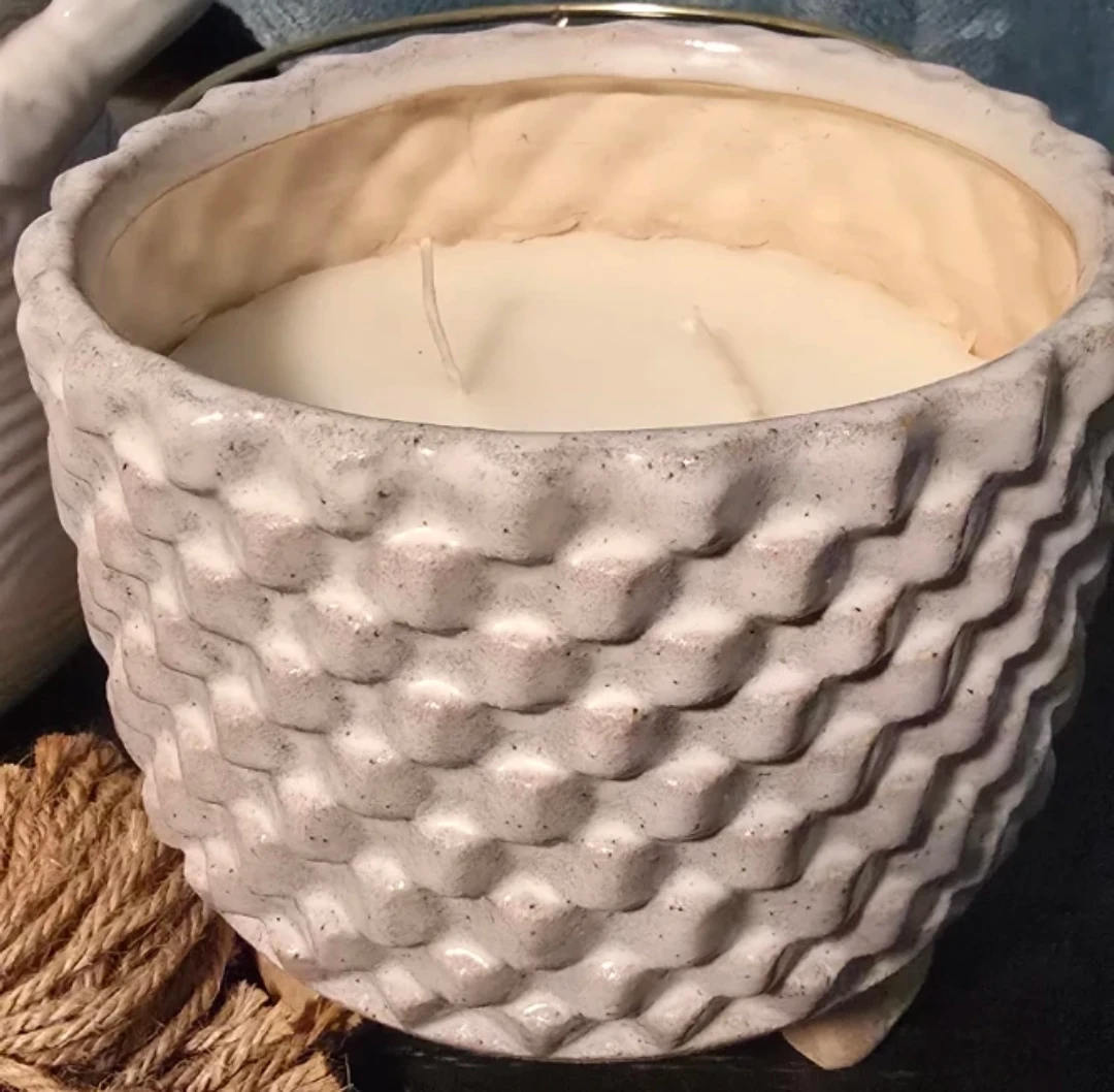 🥕 Giant size speckled ceramic Candle