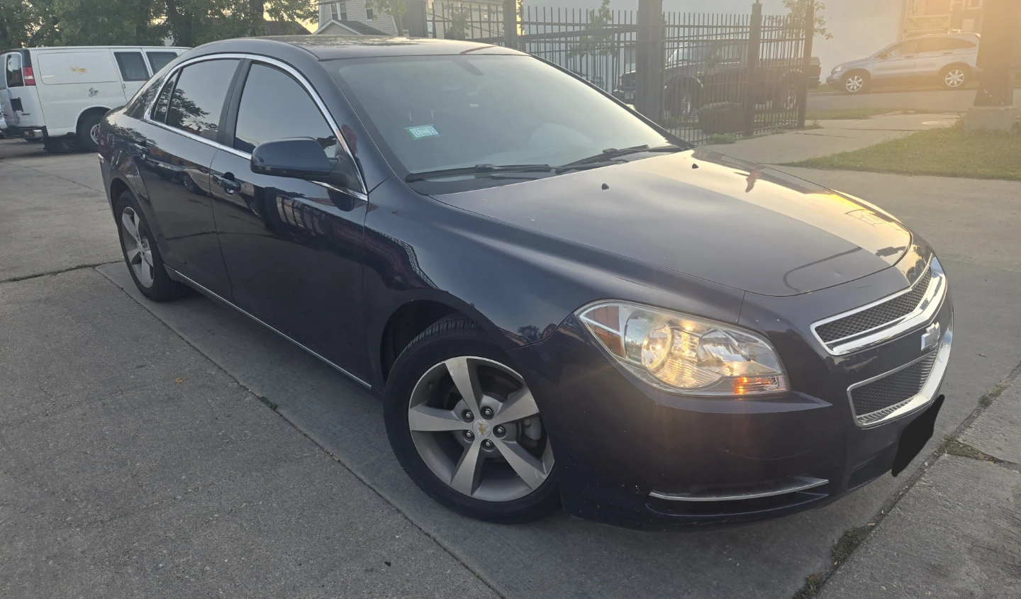 **2011 CHEVY MALIBU** GREAT RUNNER - photo 2