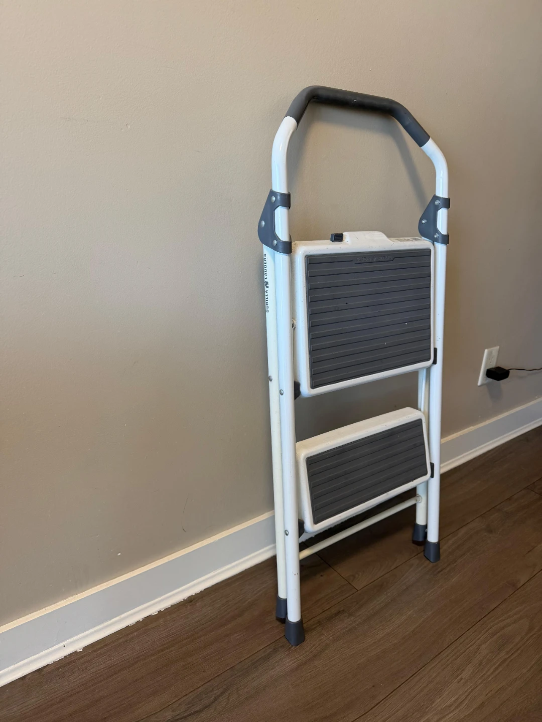 Gorilla Ladders 2-Step Folding Step Stool Ladder - photo 2