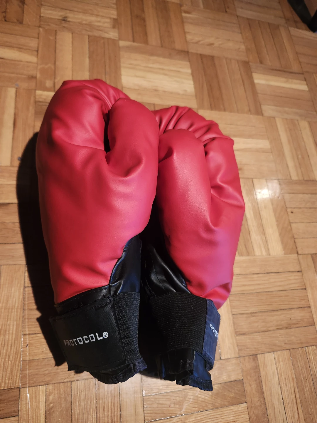 Protocol Boxing Gloves - Red