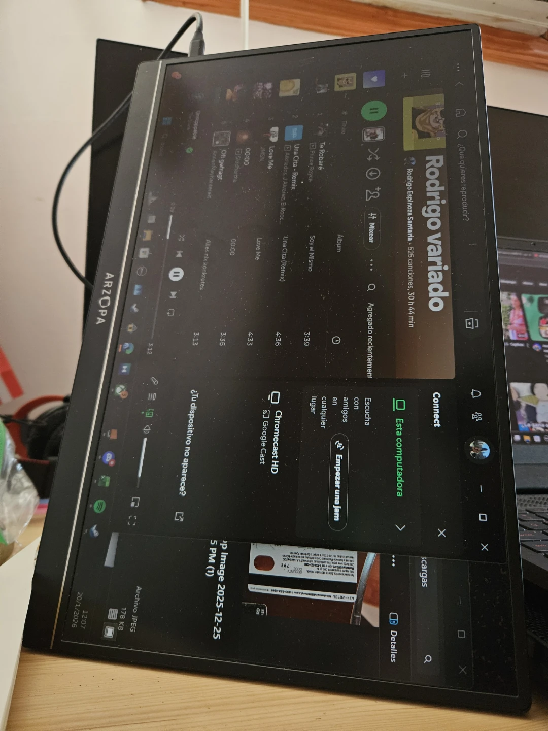 ARZOPA Portable Monitor 🏆 - photo 2