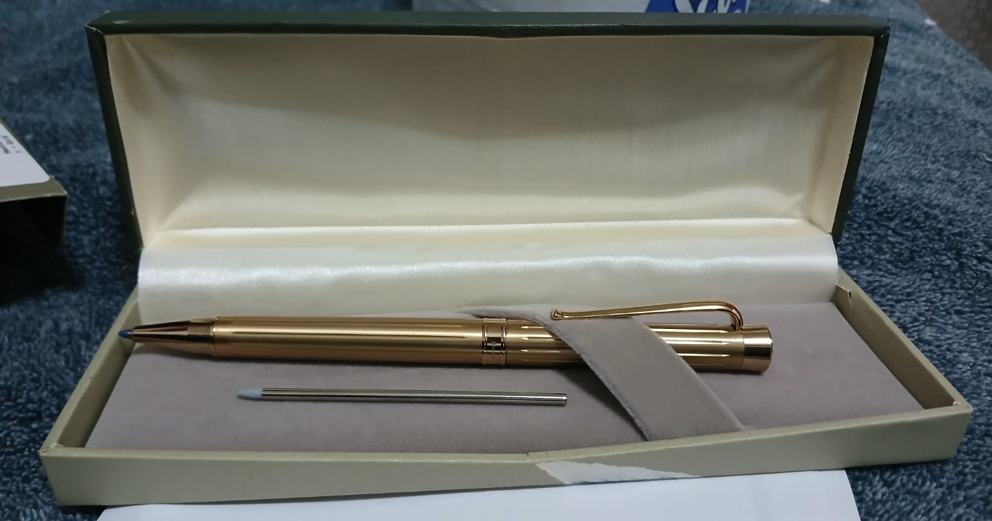 Levenger Gold Ballpoint Pen with Extra Refill - photo 5