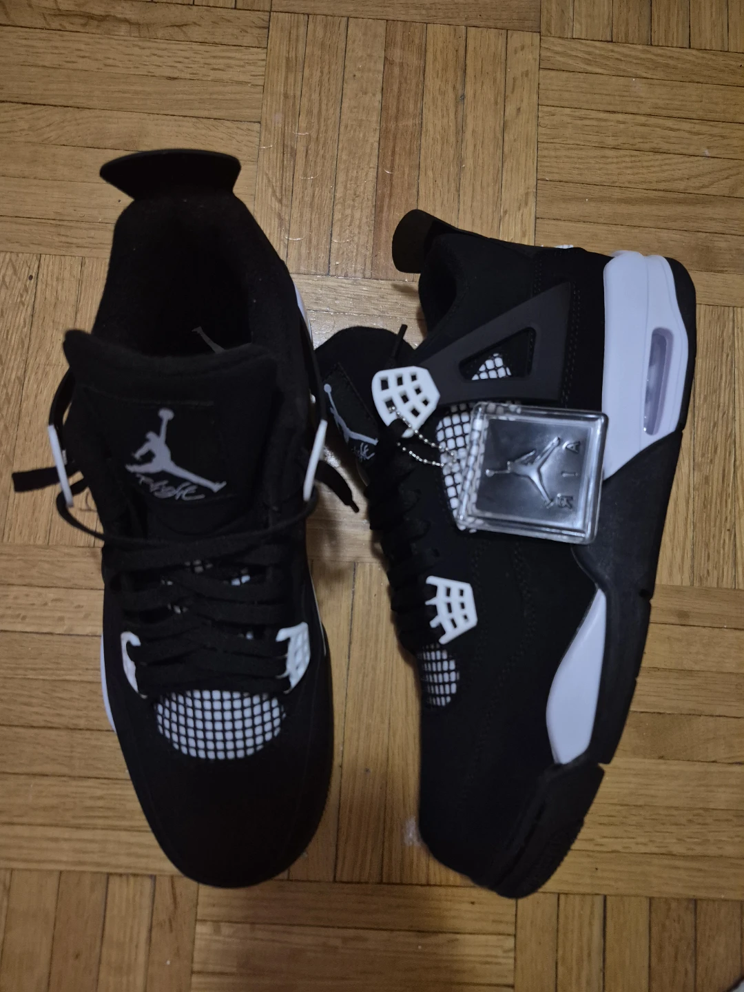 Jordan 4 Retro Black and white thunders - photo 2