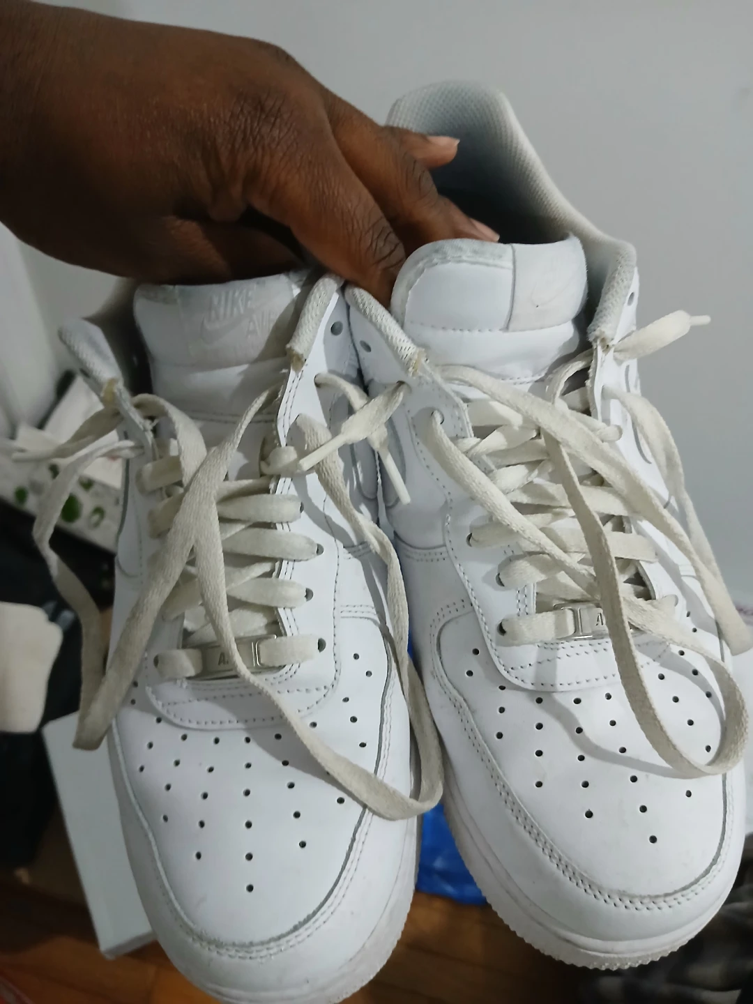Nike Air Force 1 '07 White Leather Sneakers Men's Size 11 - photo 3