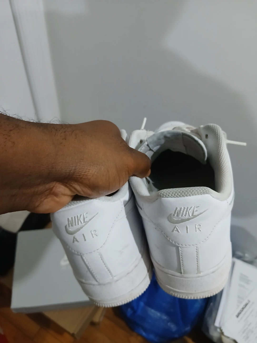 Nike Air Force 1 '07 White Leather Sneakers Men's Size 11 - photo 4