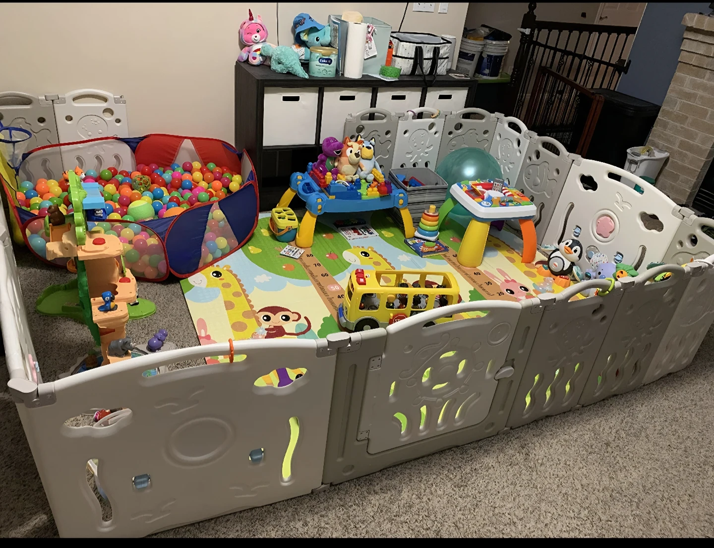18-Piece Baby Playpen - Gray