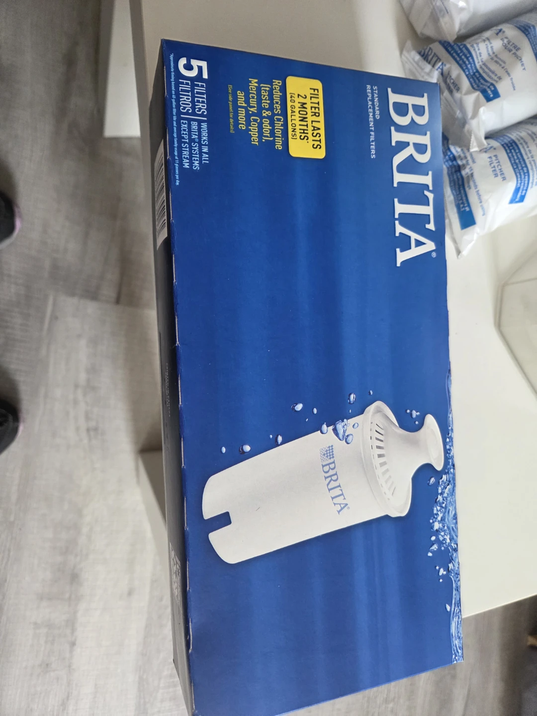 Brita Pitcher with 8 Replacement Filters - photo 2