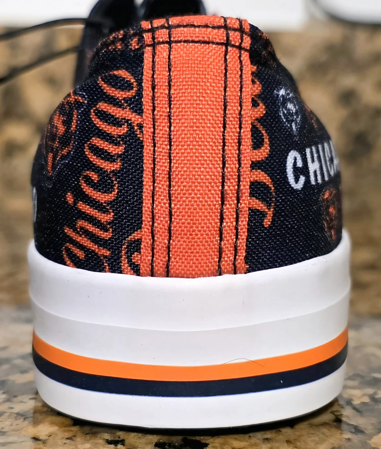 Chicago Bears Shoes - Women's Size 6 - photo 4