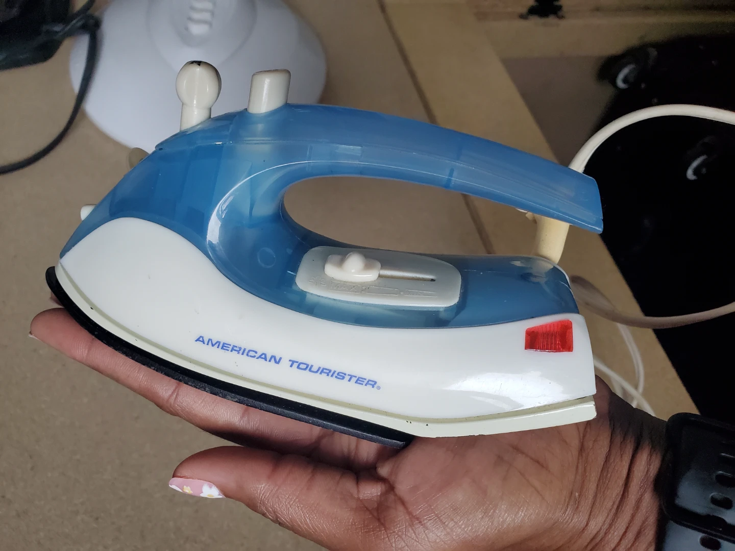 American Tourister Travel Iron