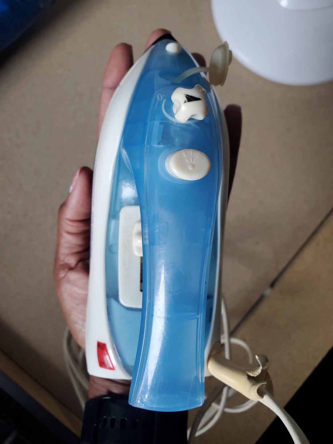 American Tourister Travel Iron - photo 3
