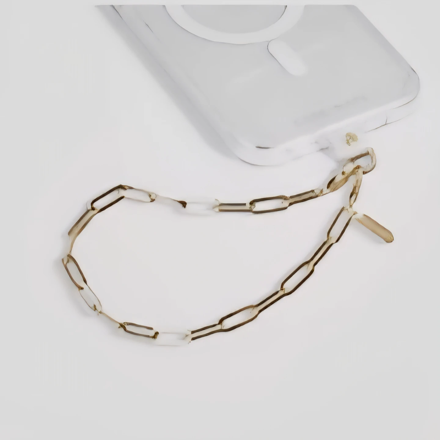NEW! Gorgeous Gold-Tone Paperclip Phone Chain / Charm