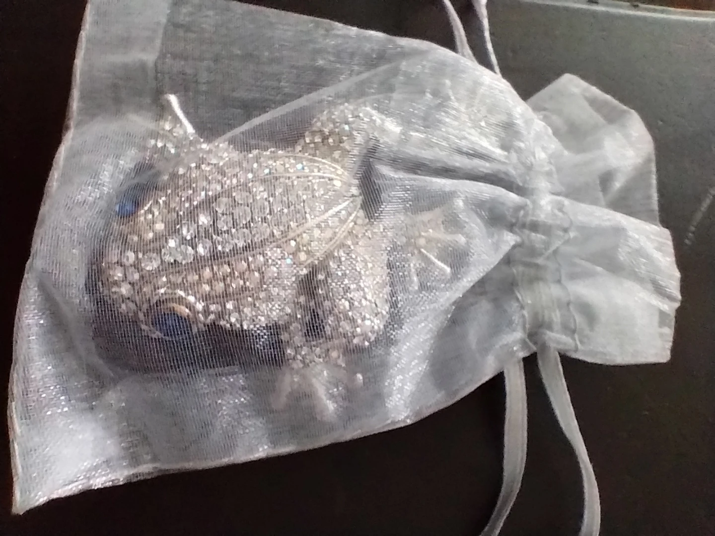 Rhinestone Frog Brooch - photo 5