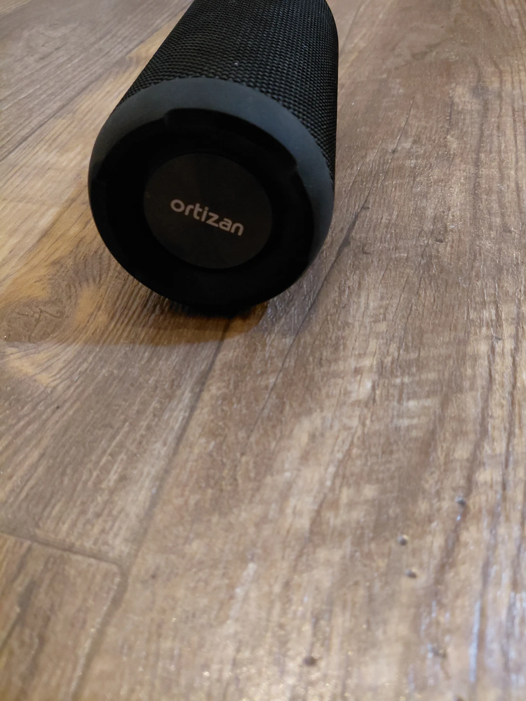 Crisp & Loud Ortizan Waterproof Bluetooth Speaker! - photo 2