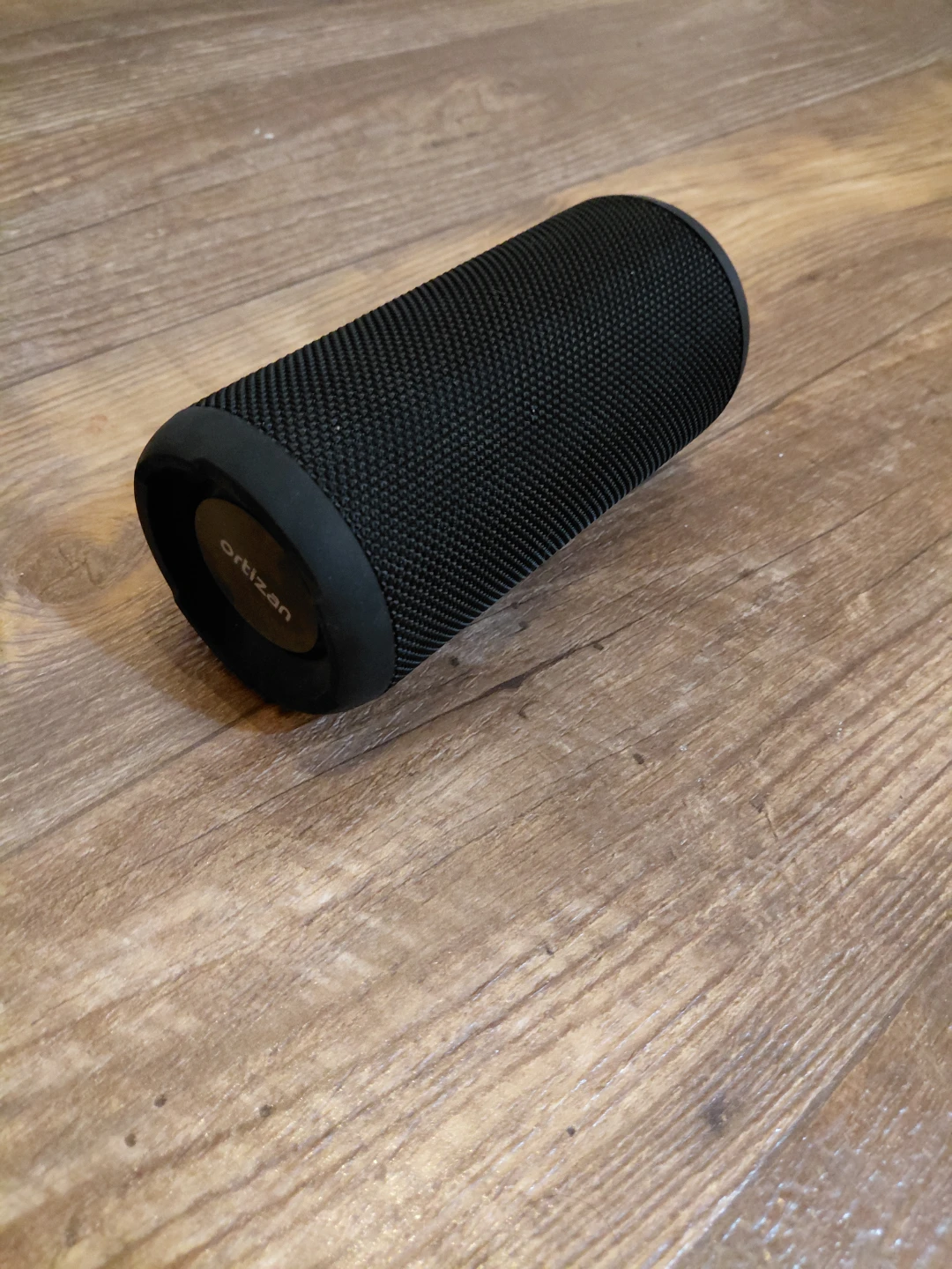 Crisp & Loud Ortizan Waterproof Bluetooth Speaker! - photo 3