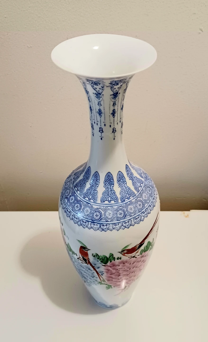 Vtg Tall Handcrafted Eggshell Porcelain Chinese Vase - photo 2