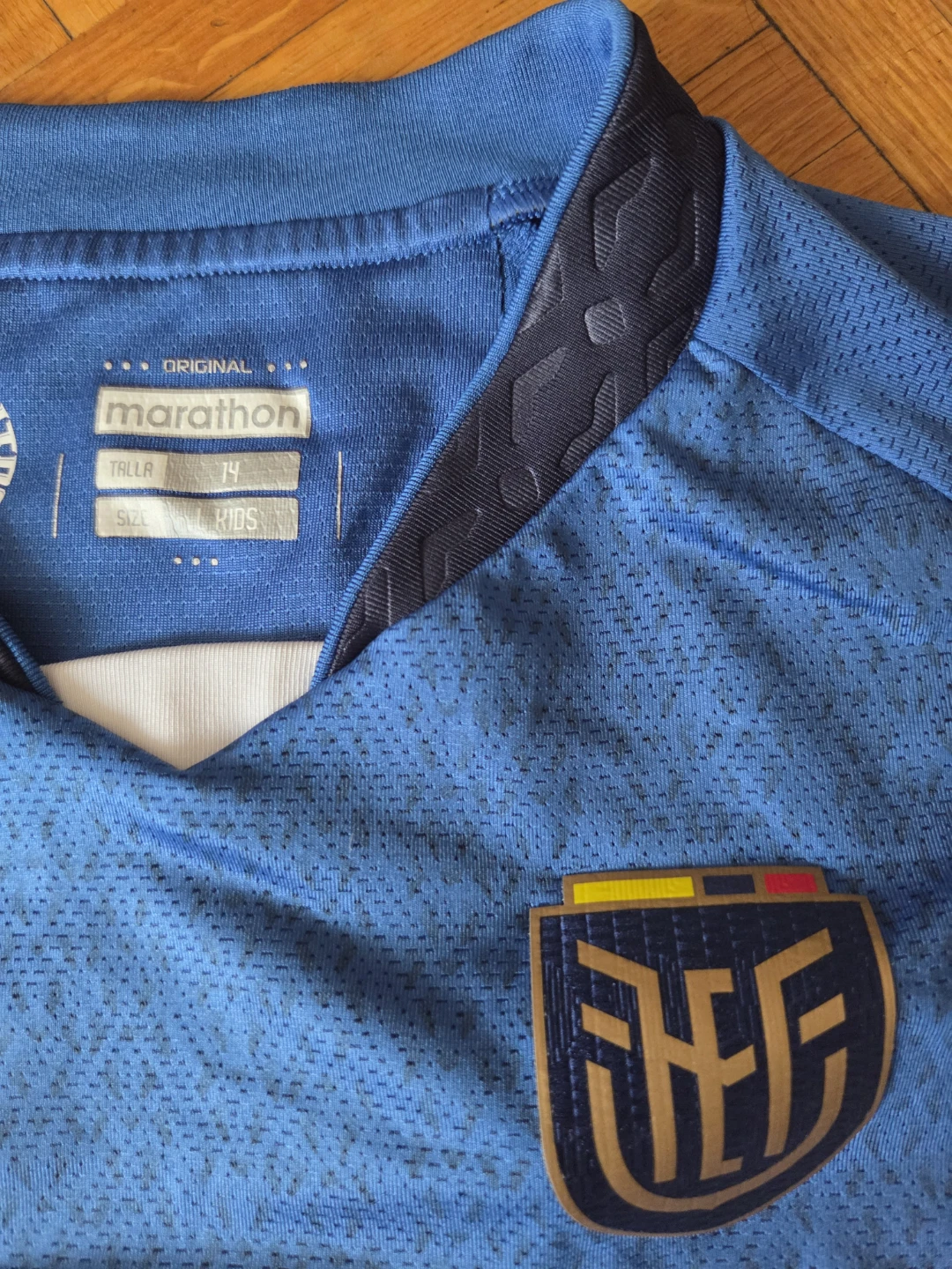ECUADOR SOCCER YOUTH T-shirt-Marathon Kids Size 14 - photo 2