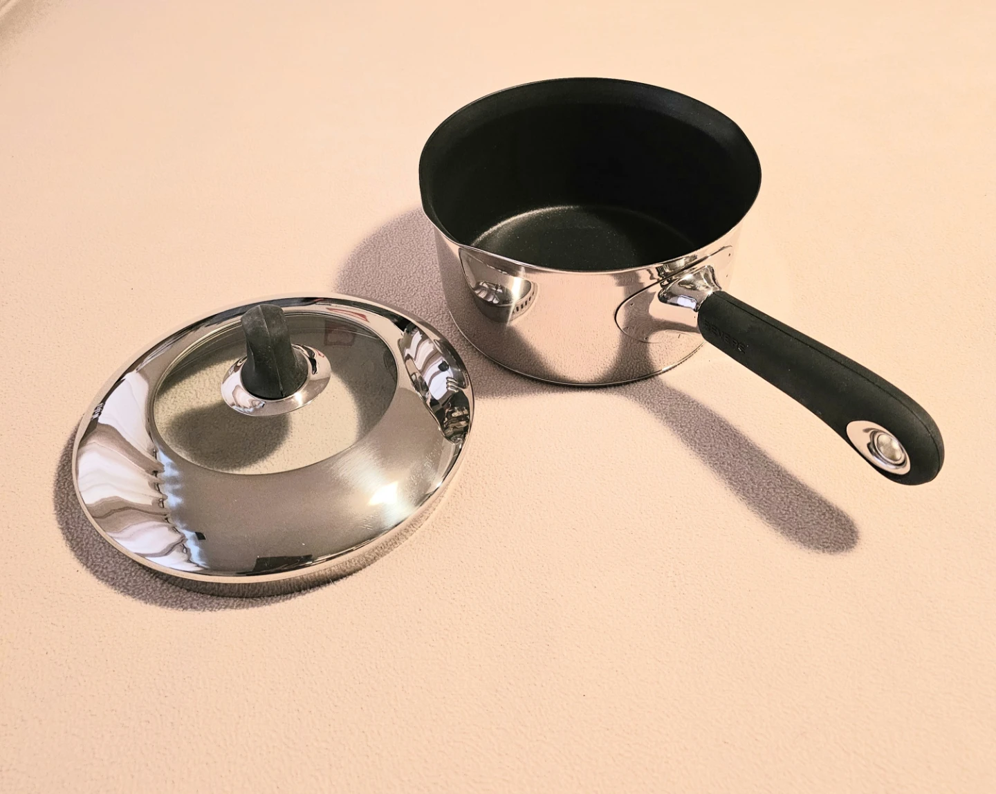 NEW Revere 2 Quart (1.9L) Saucepan with Lid $20