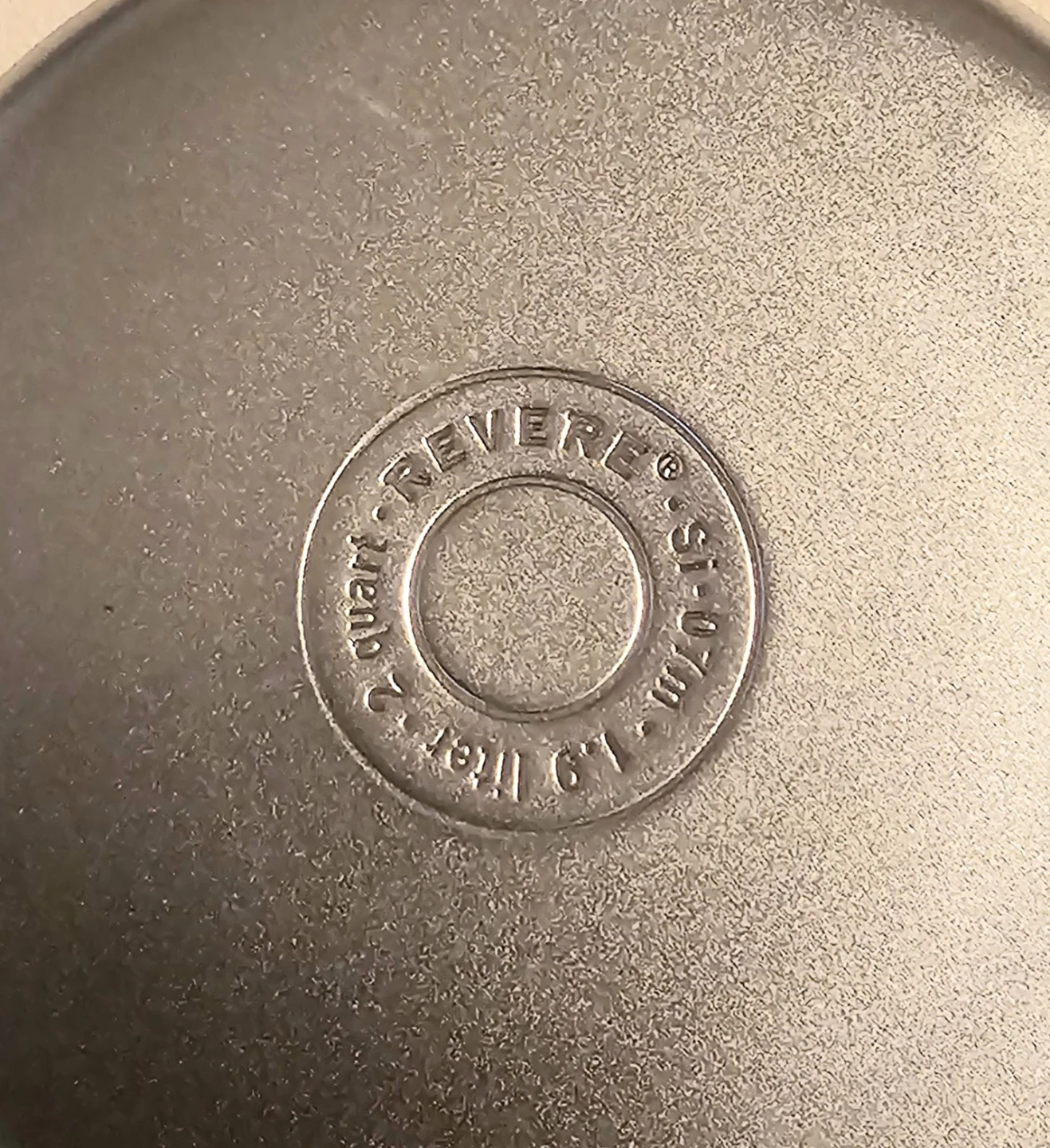 NEW Revere 2 Quart (1.9L) Saucepan with Lid $20 - photo 3