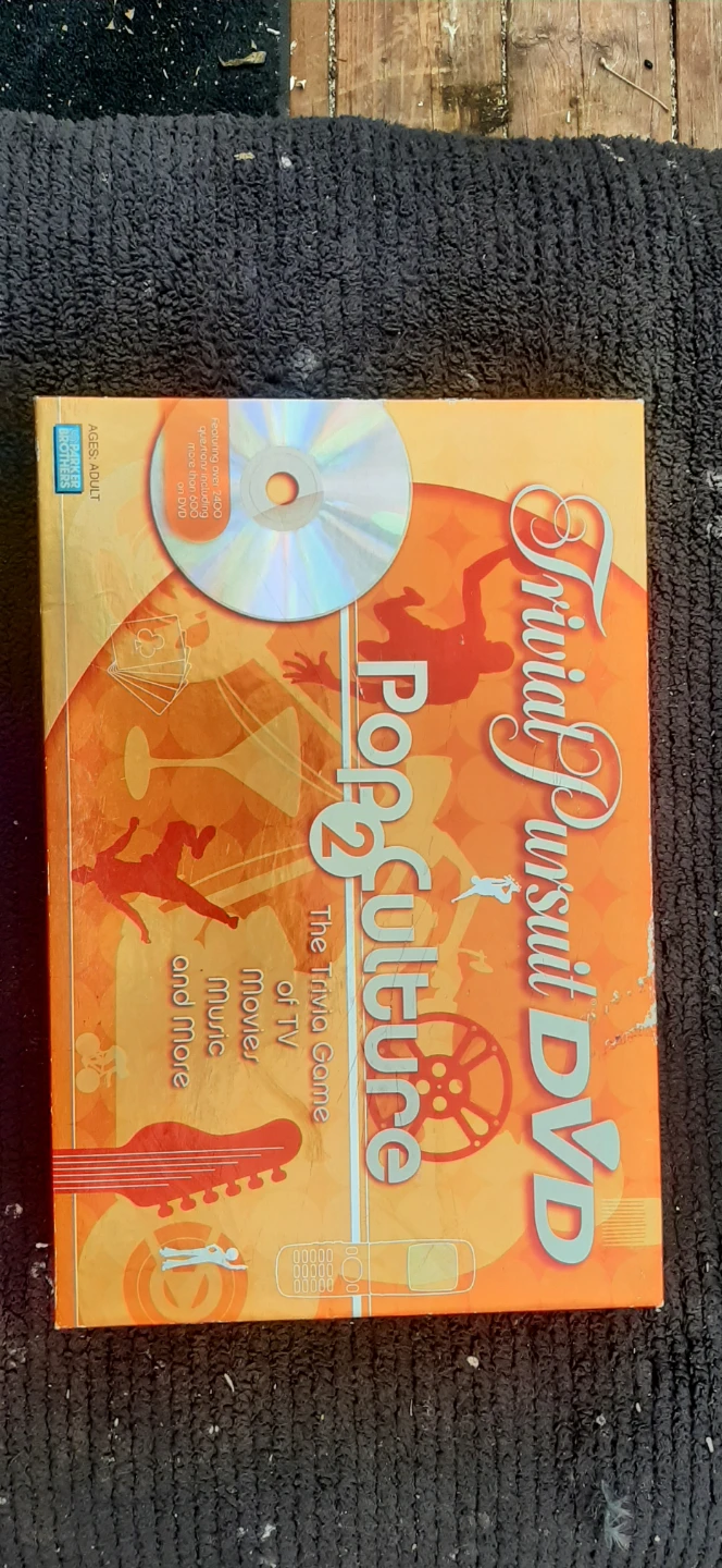 Trivial Pursuit Pop 2 Culture DVD Game