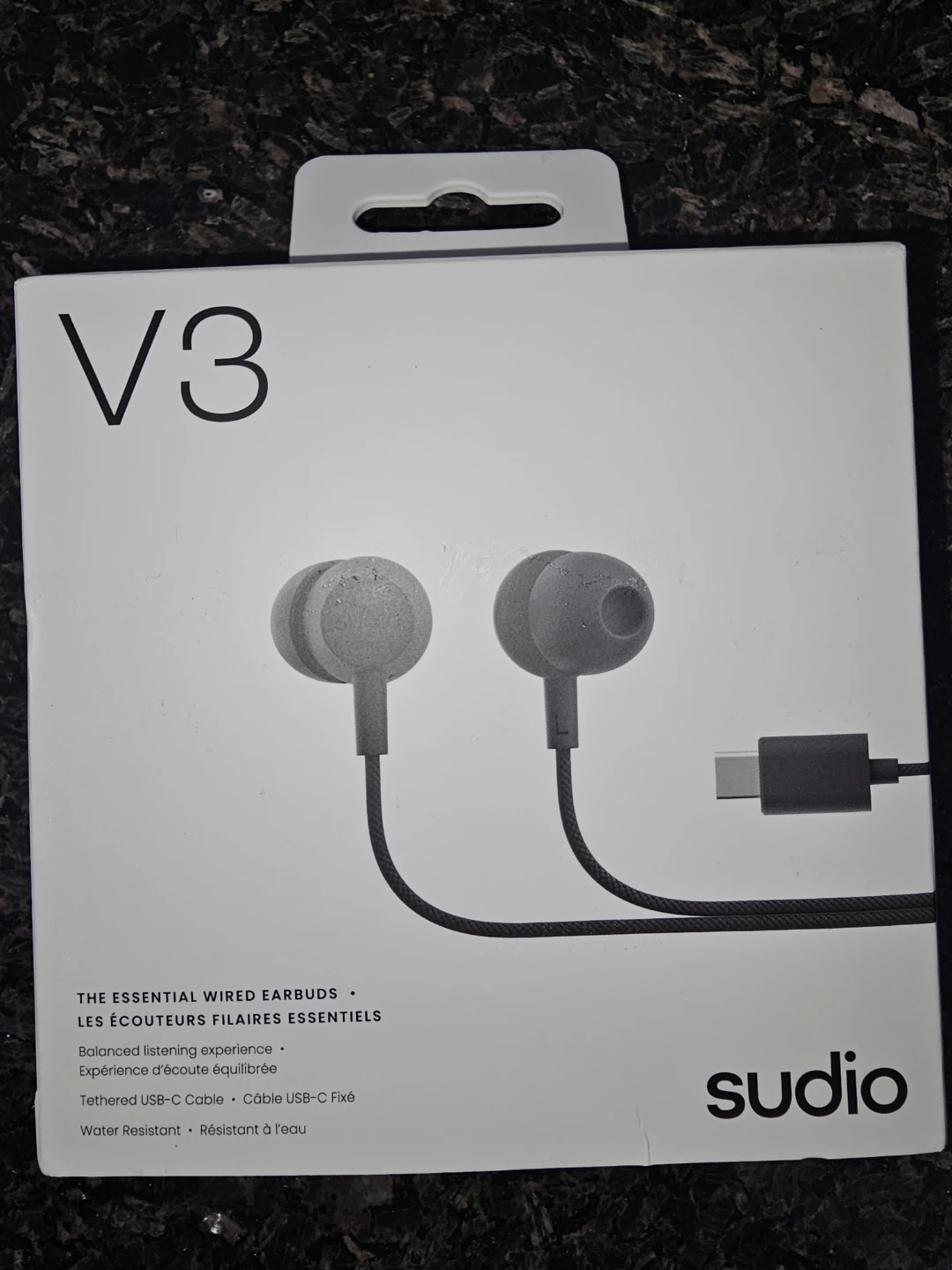 Sudio V3 Wired Earbuds - New in Box