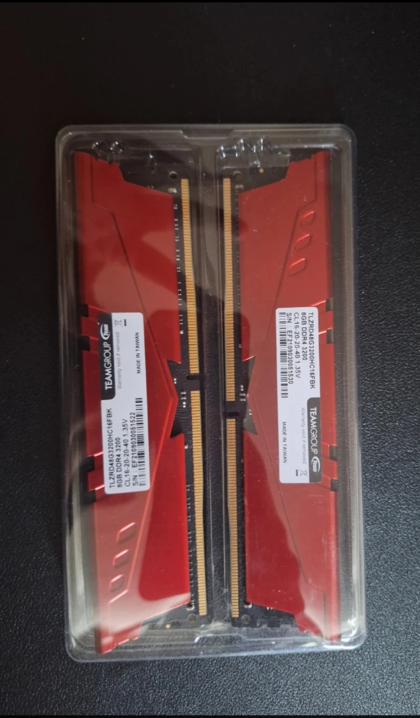 TeamGroup T-Force Vulcan Z Red 16GB (2x8GB) DDR4 3200MHz NEW