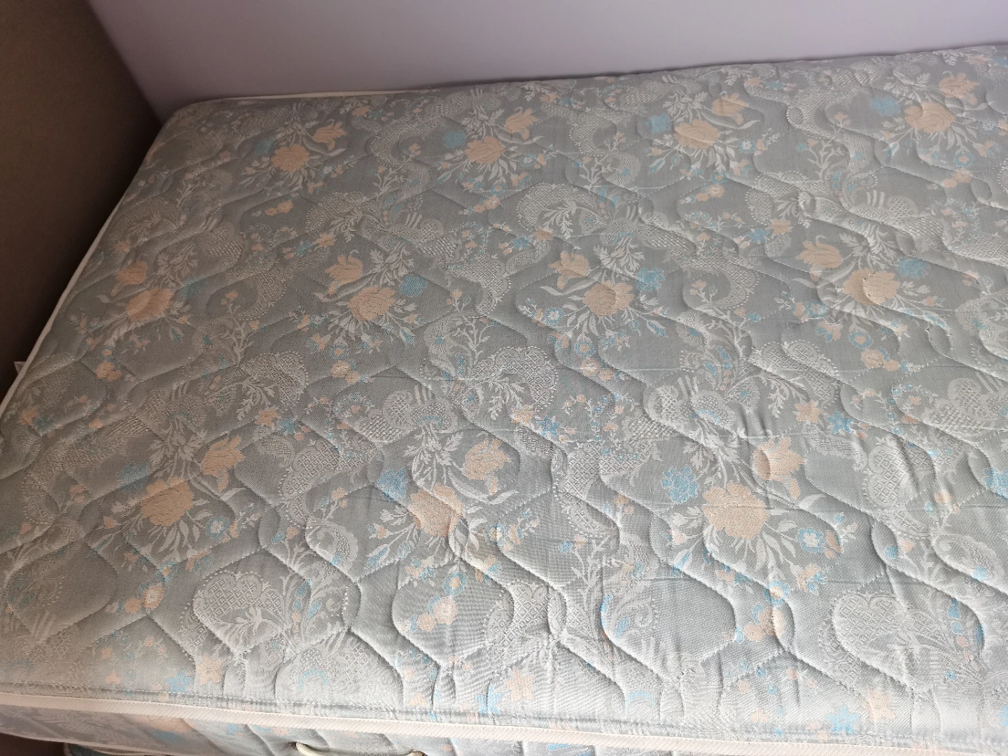 twin set, Simmons Elegance Deluxe Eaton Mattress and box spring - photo 3