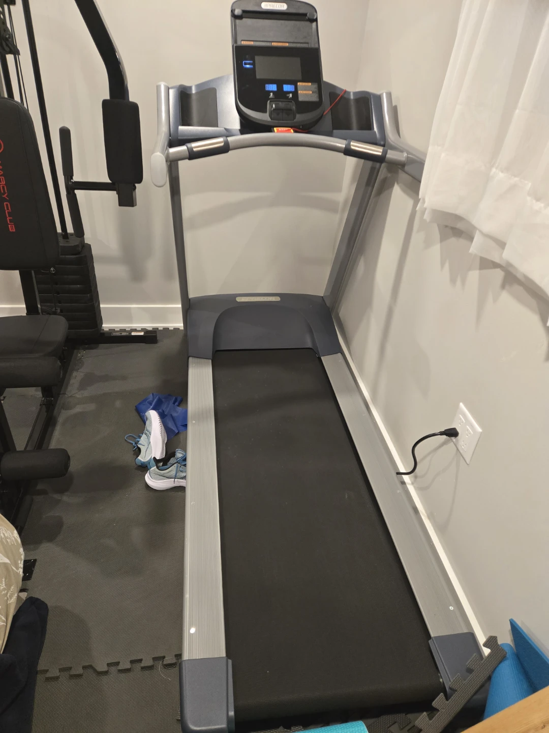 Precor TRM 243 Treadmill - photo 2