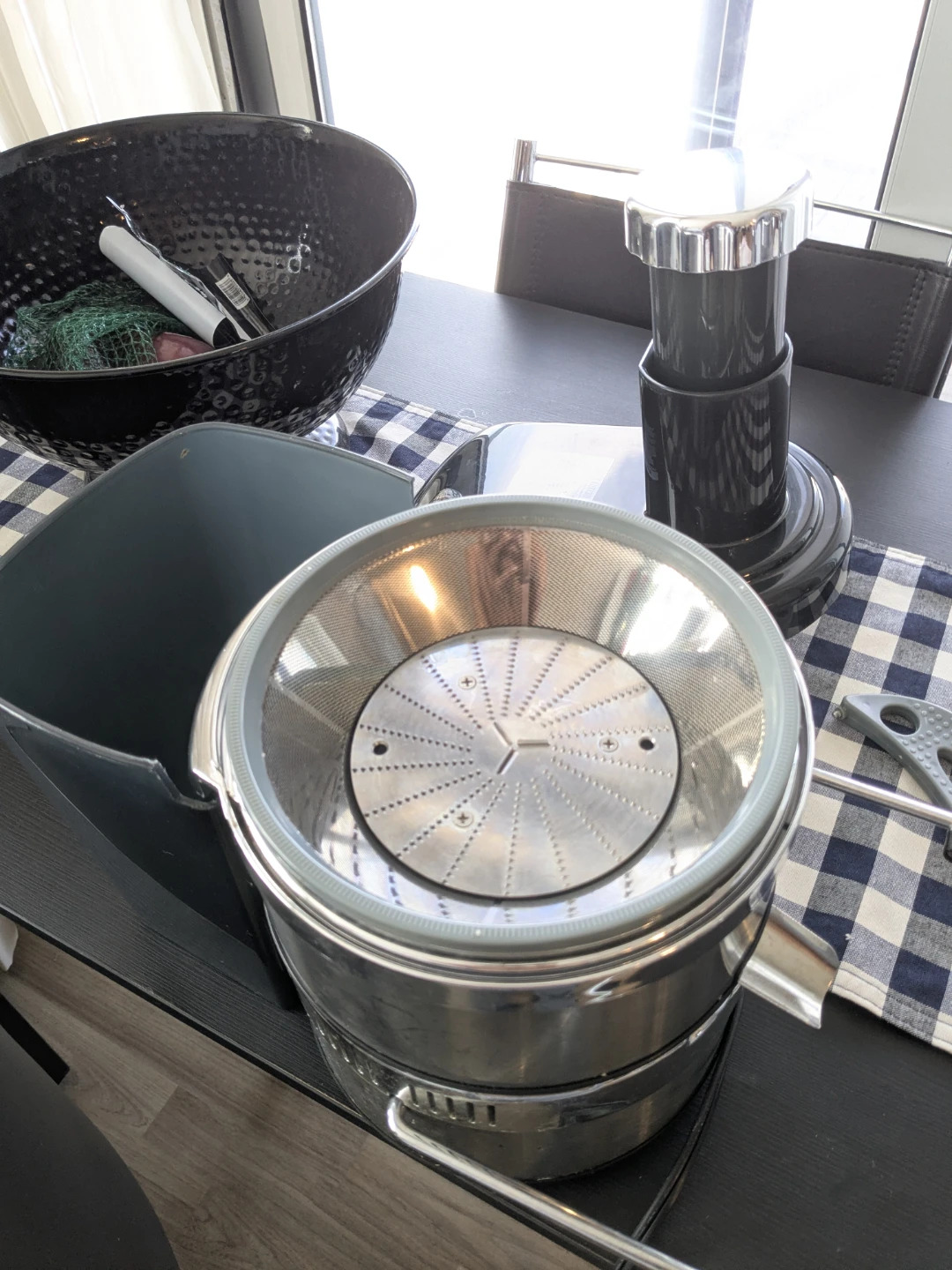 Jack LaLanne's Power juicer - photo 3