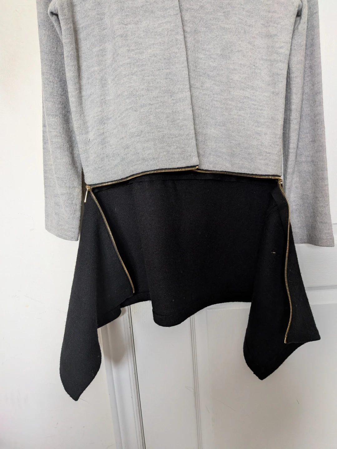 Karl Lagerfeld Grey/Black Sweater - Size S - photo 3