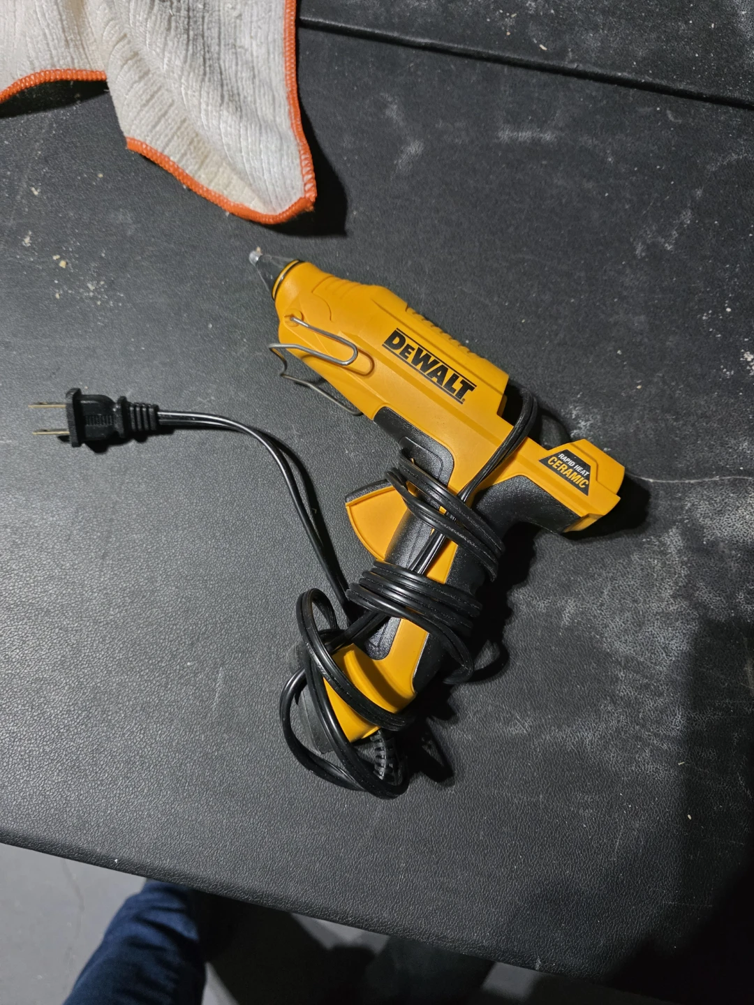 DeWalt DWHTGR50 Ceramic Hot Glue Gun
