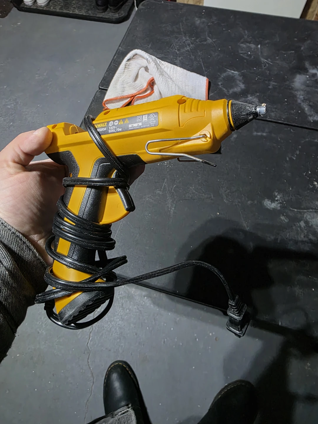 DeWalt DWHTGR50 Ceramic Hot Glue Gun - photo 3