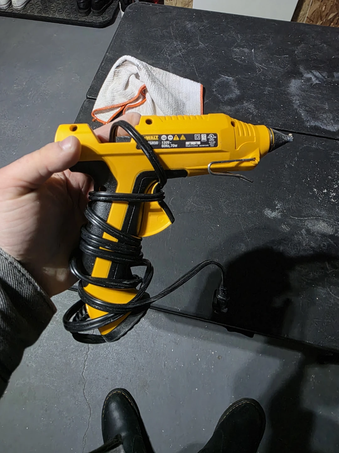 DeWalt DWHTGR50 Ceramic Hot Glue Gun - photo 4