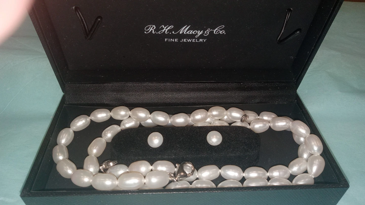 3 Piece Pearl Set