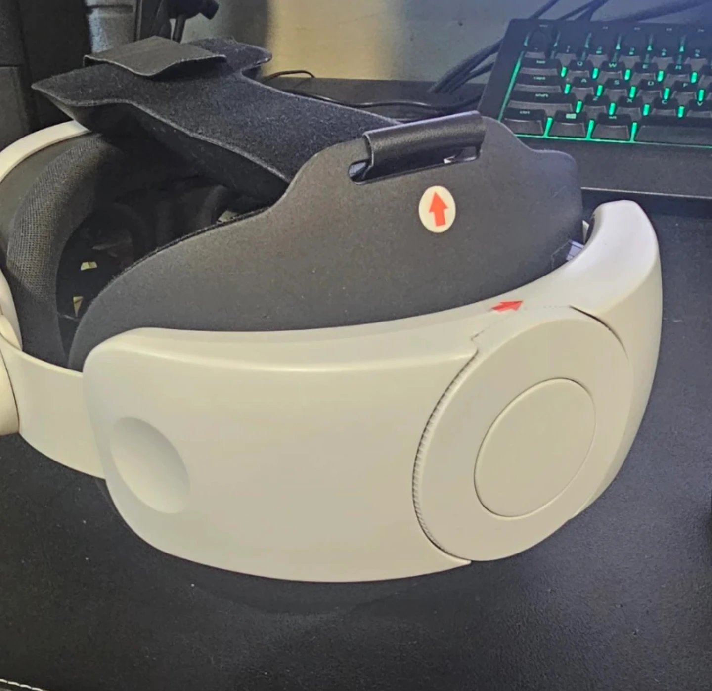 Meta Quest 3 VR Headset - photo 4