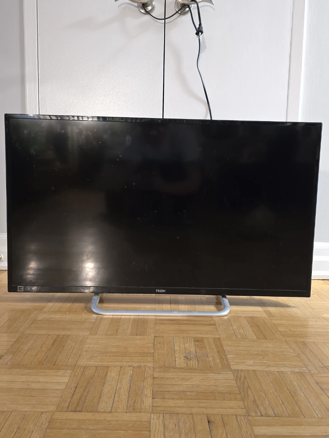 Haier TV