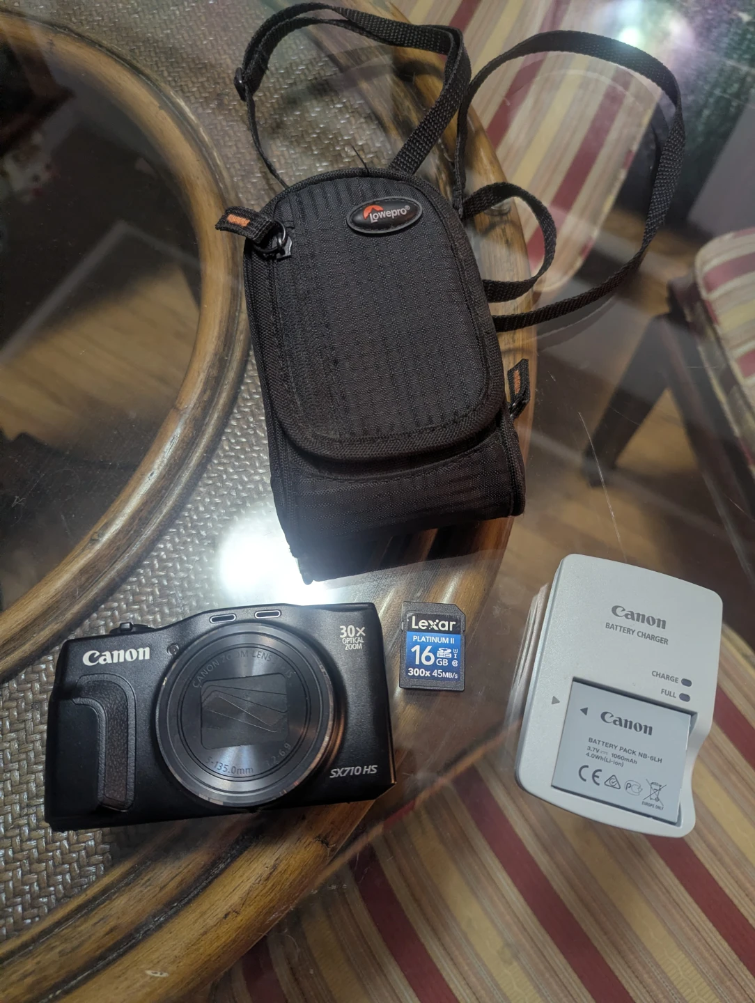 Canon PowerShot SX710 HS Digital Camera with Accessories