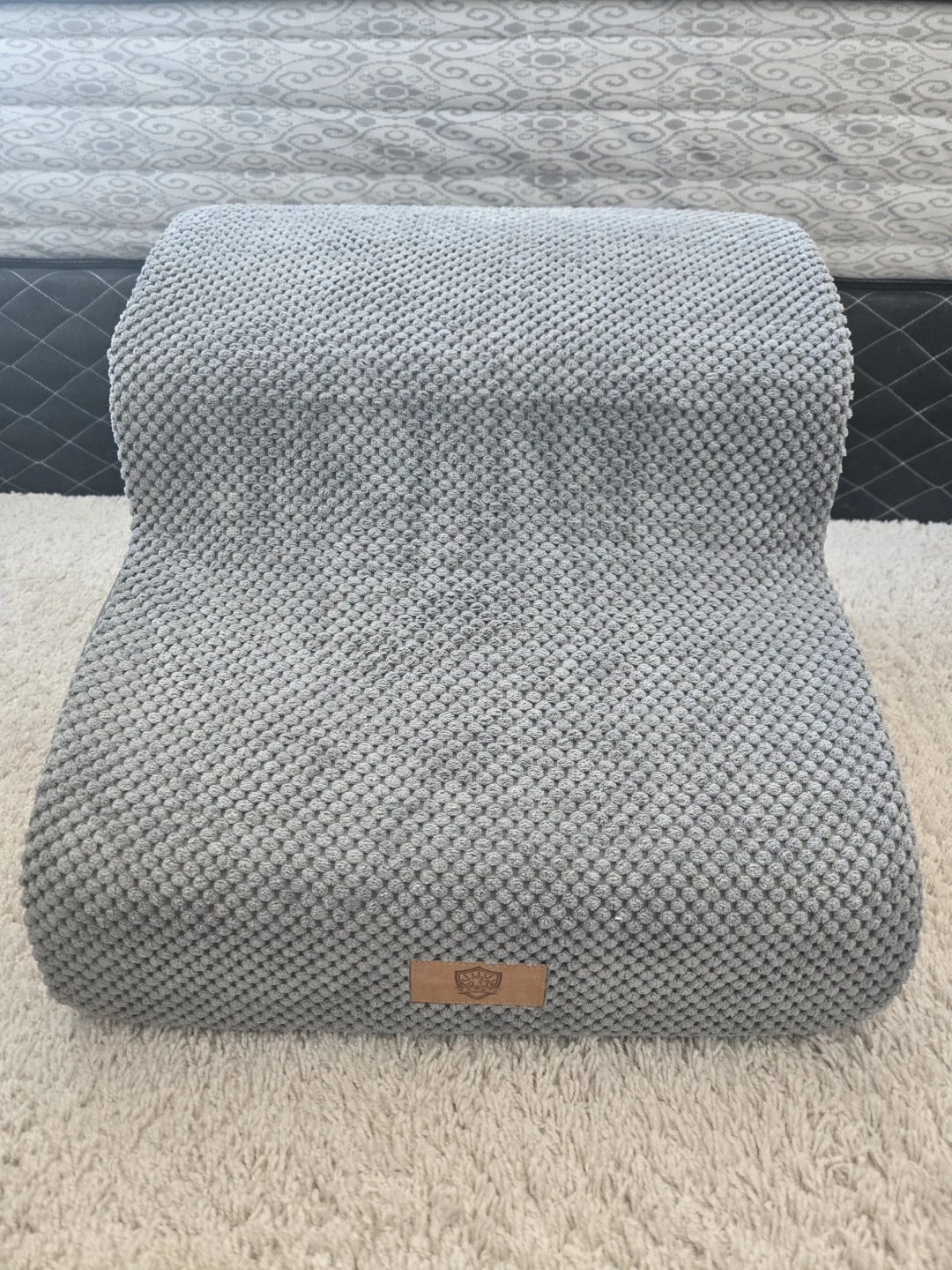 ALMCMY 2 Step Pet Stairs - Hardly Used