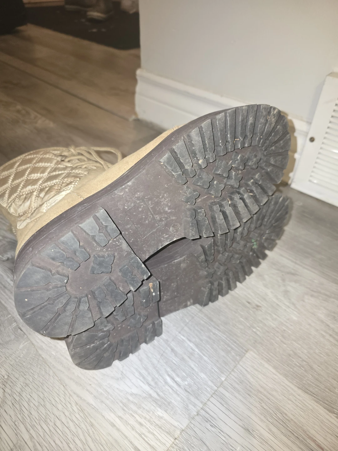 Tan Quilted Combat Boots - photo 3