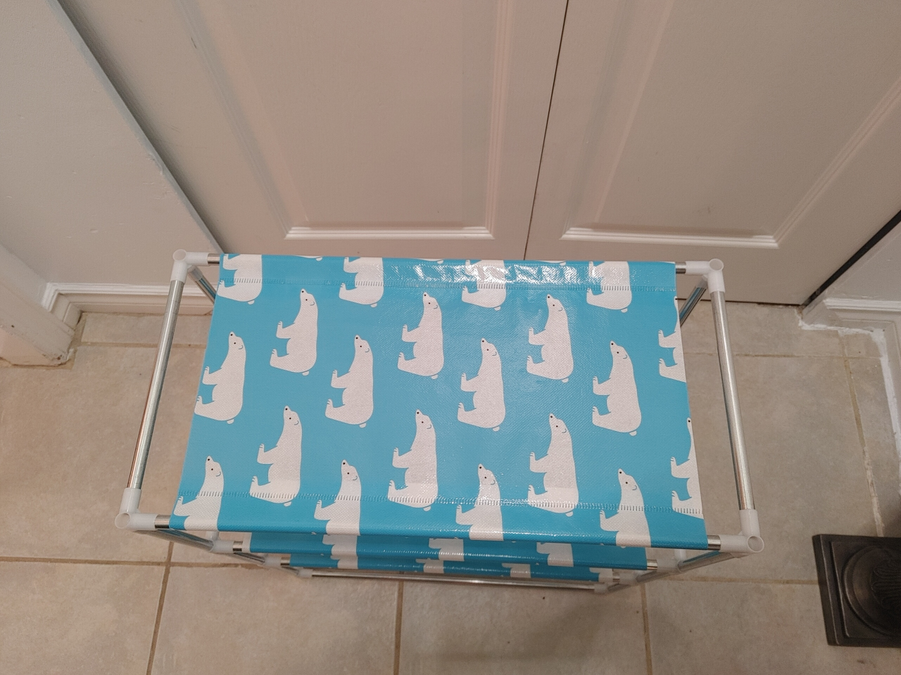3-Tier Storage Shelf with Polar Bear Print - photo 2