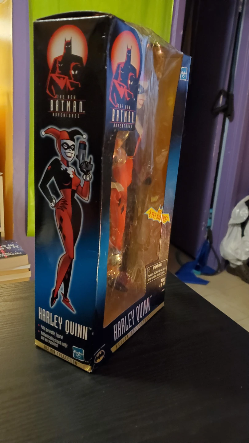 First ever Harley Quinn Action Figure! - photo 4